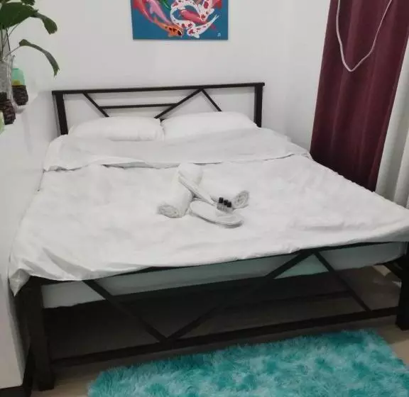 هاستل Nearby Airport T3 At Stamford Mckinley Hill Few Walk To Venice Piazza T116f
