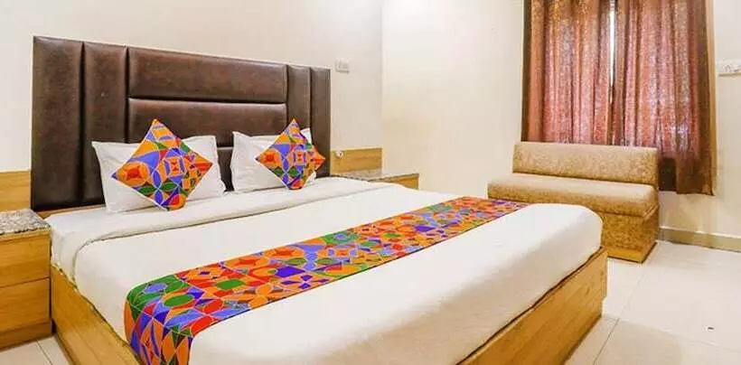 Fabhotel Royal Aanandam