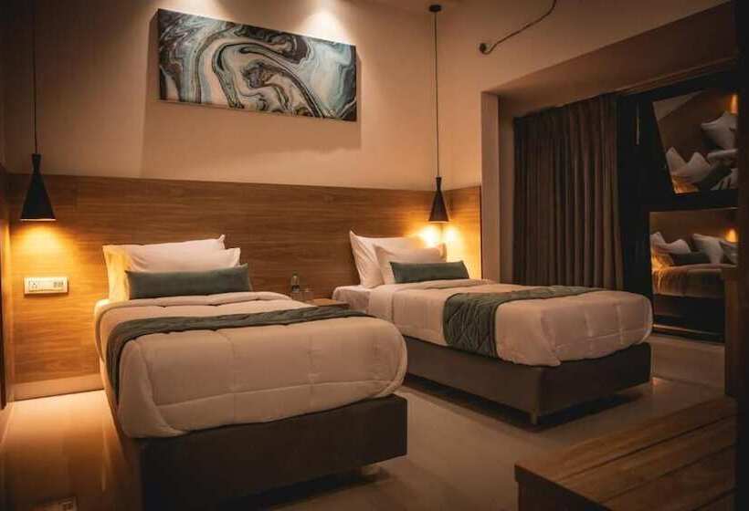 Hôtel Eiffel Suites