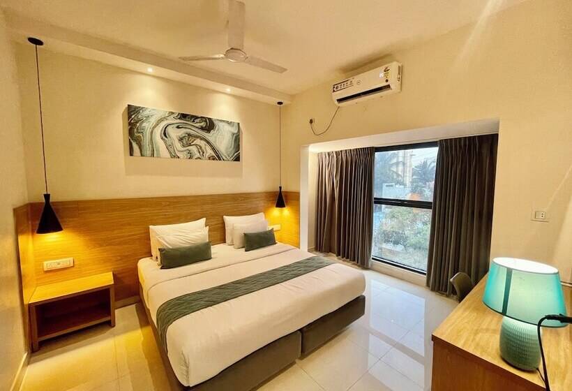 Hôtel Eiffel Suites