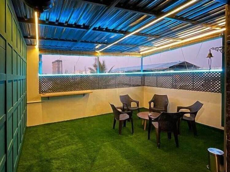 Hôtel Eiffel Suites