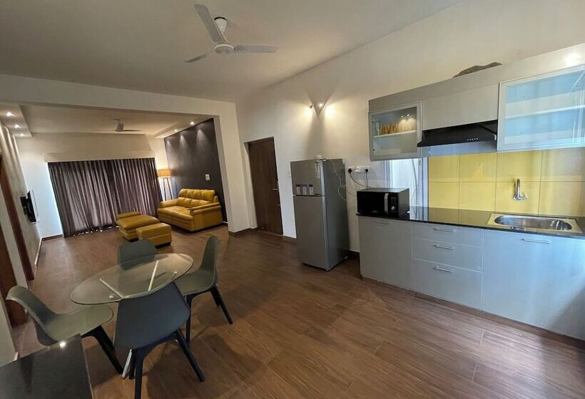 Hôtel Eiffel Suites