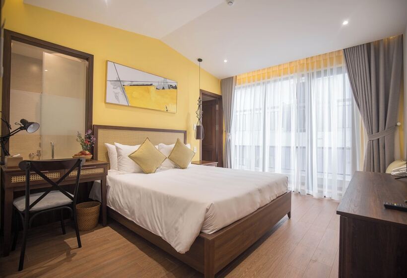 هتل Flower Beachstay & Coffee