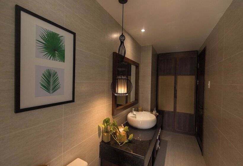 هتل Flower Beachstay & Coffee