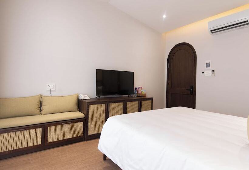 هتل Flower Beachstay & Coffee