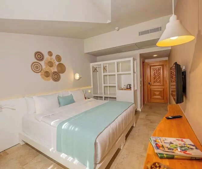Hotelli Kairos Valley Health & Nature Resort