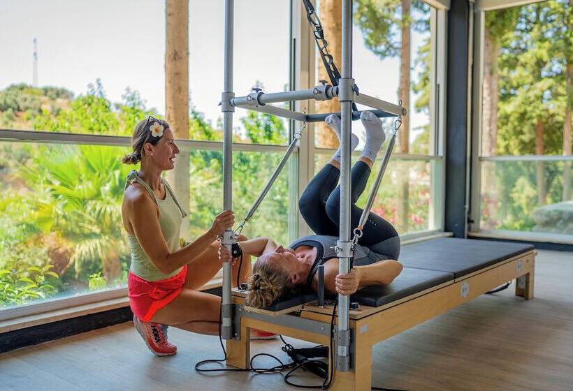 Отель Kairos Valley Health & Nature Resort