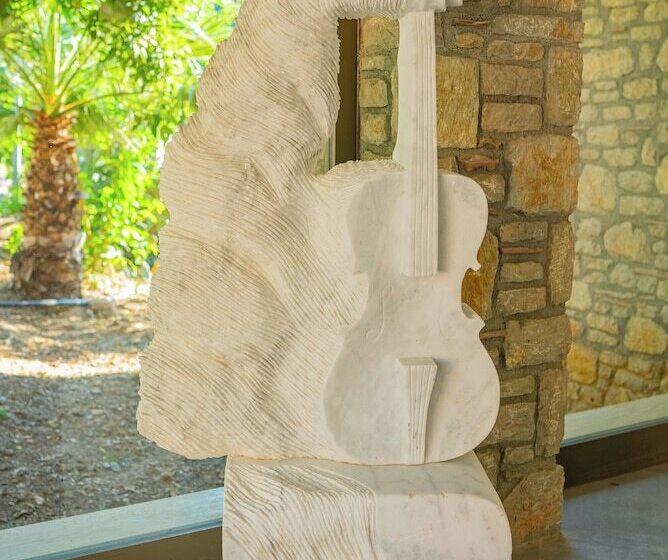 Отель Kairos Valley Health & Nature Resort