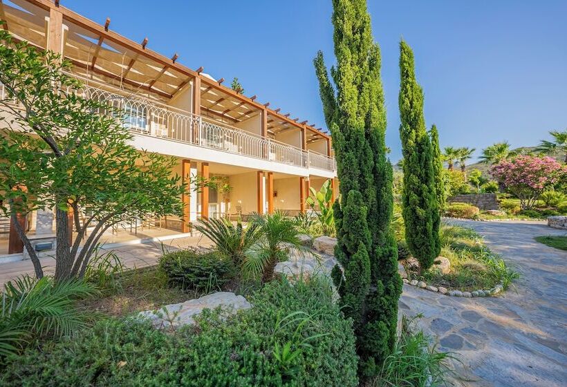 Отель Kairos Valley Health & Nature Resort