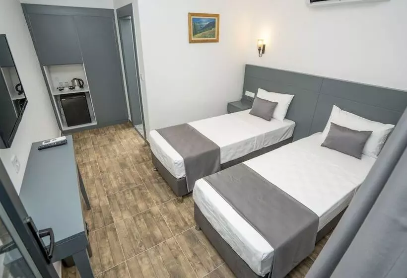 Hotelli Kensington Kerdime Beach