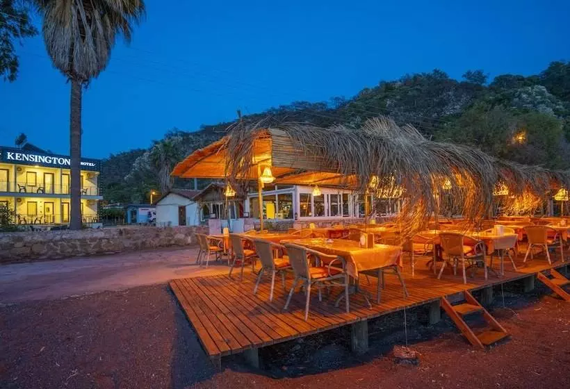 Hotelli Kensington Kerdime Beach