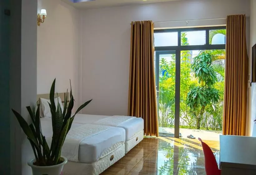 هتل Lily Bungalow