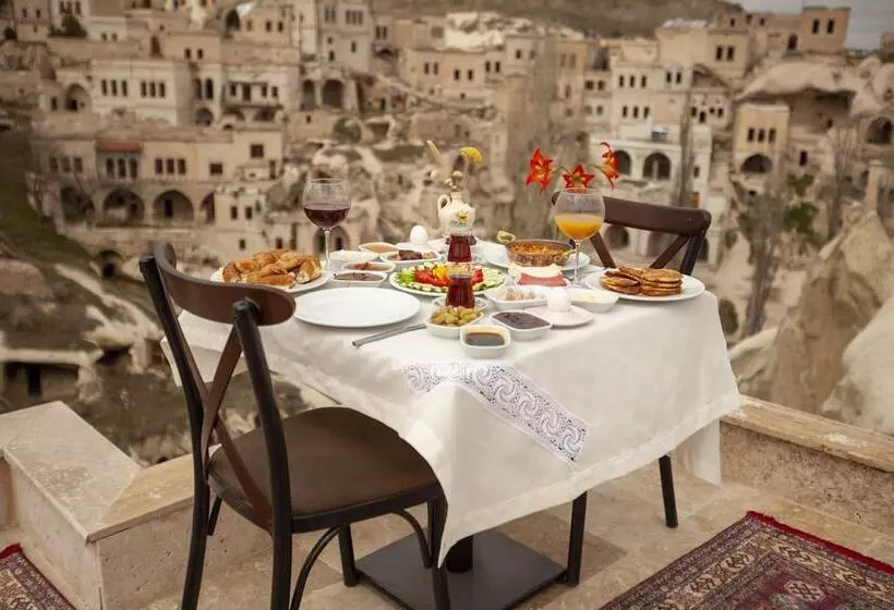 ホテル Narcissos Cave