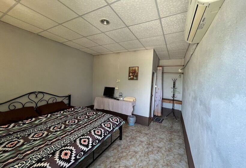 Hotel Pinmanee Resort And Homestay