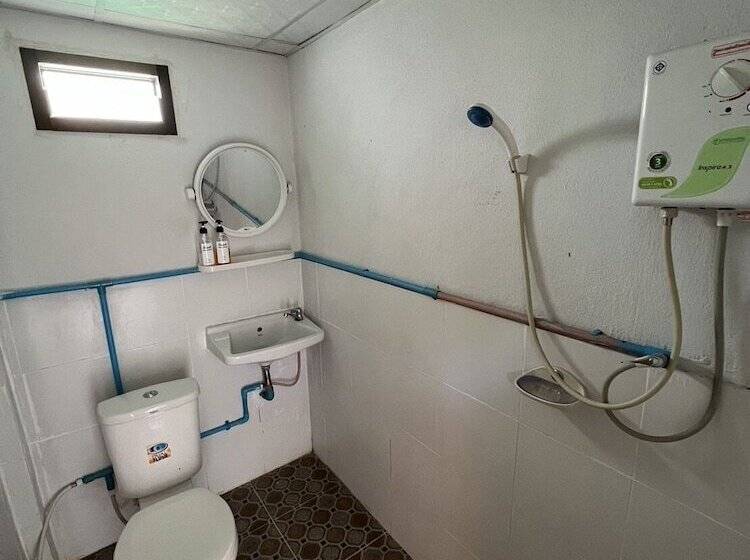 Hotel Pinmanee Resort And Homestay