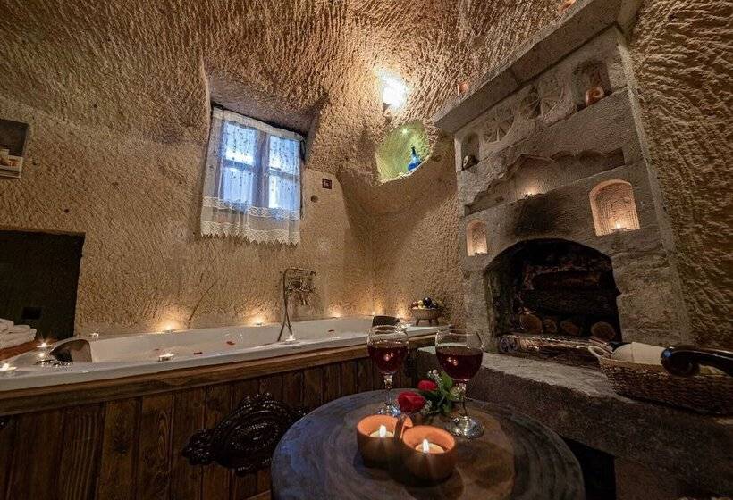 هتل Shiraz Cave Cappadocia