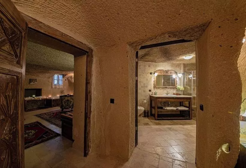 ホテル Shiraz Cave Cappadocia