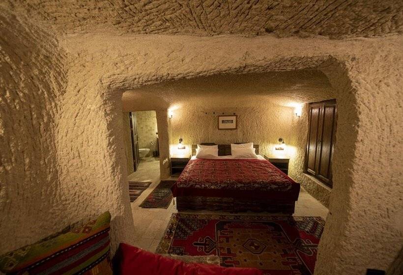 هتل Shiraz Cave Cappadocia