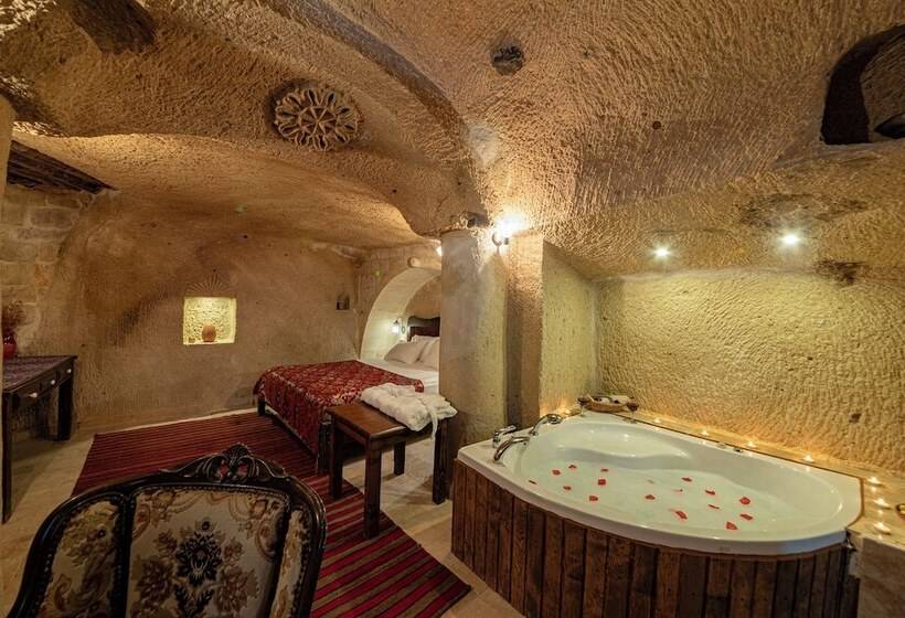 هتل Shiraz Cave Cappadocia