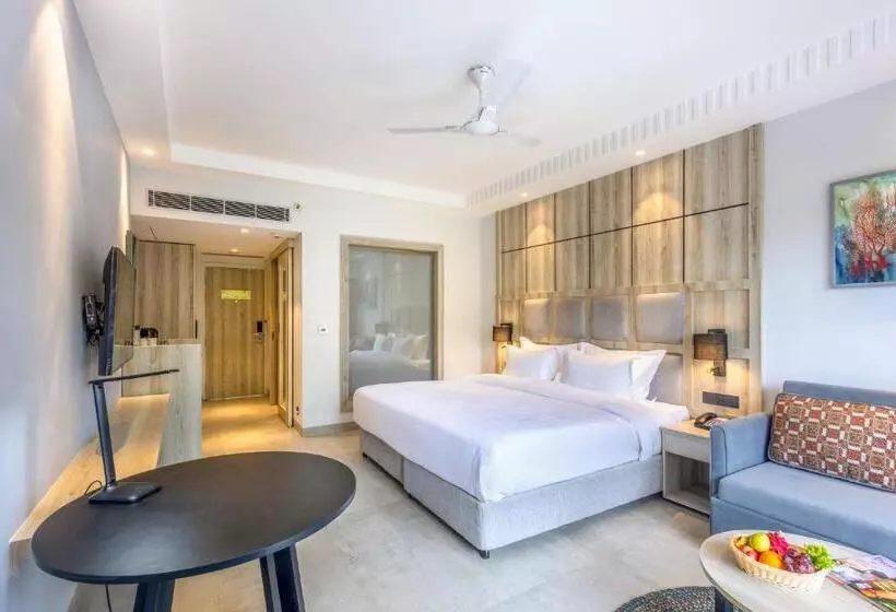 リゾートホテル Ramada By Wyndham Goa Arpora