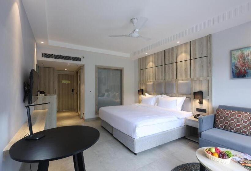 Lomakeskus Ramada By Wyndham Goa Arpora