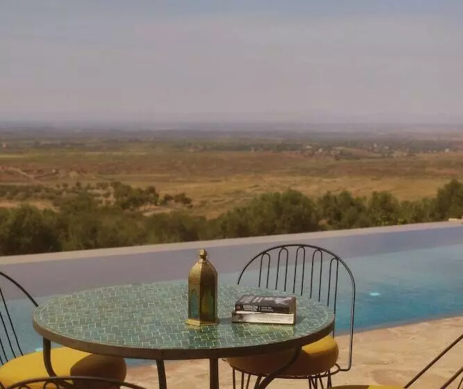 Aamiaismajoitus (B&B) Dar Imiri