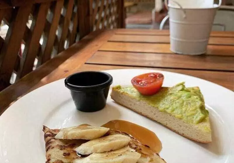 تختخواب و صبحانه Stone Town Cafe And Bed &breakfast