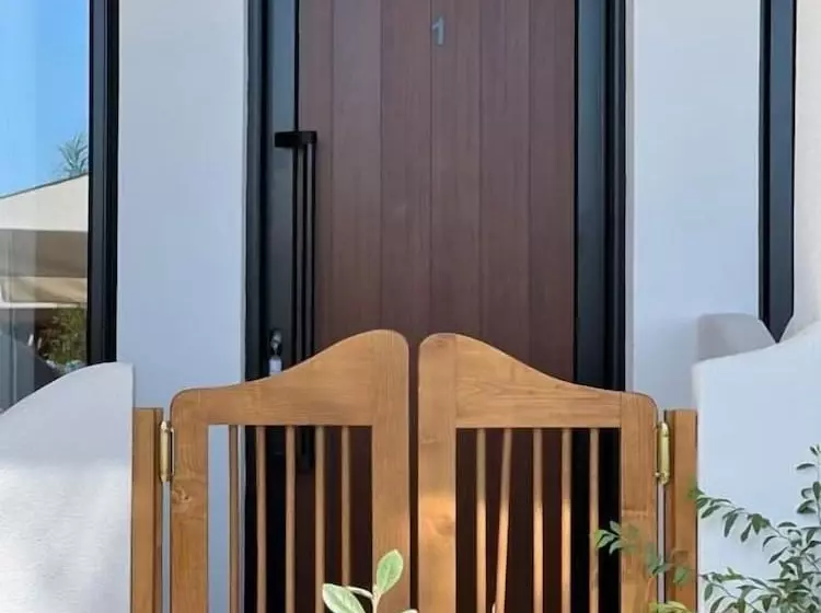 簡易ホテル Happy Stay