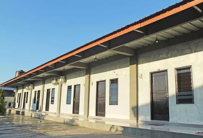 هتل Amor Kost By Oyo