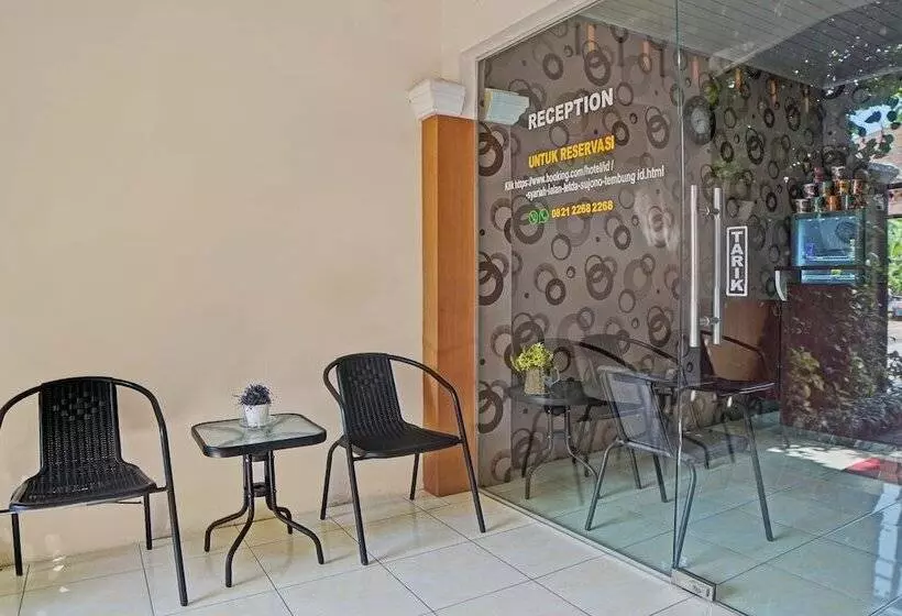 Hotelli Ardisha Homestay Syariah By Oyo