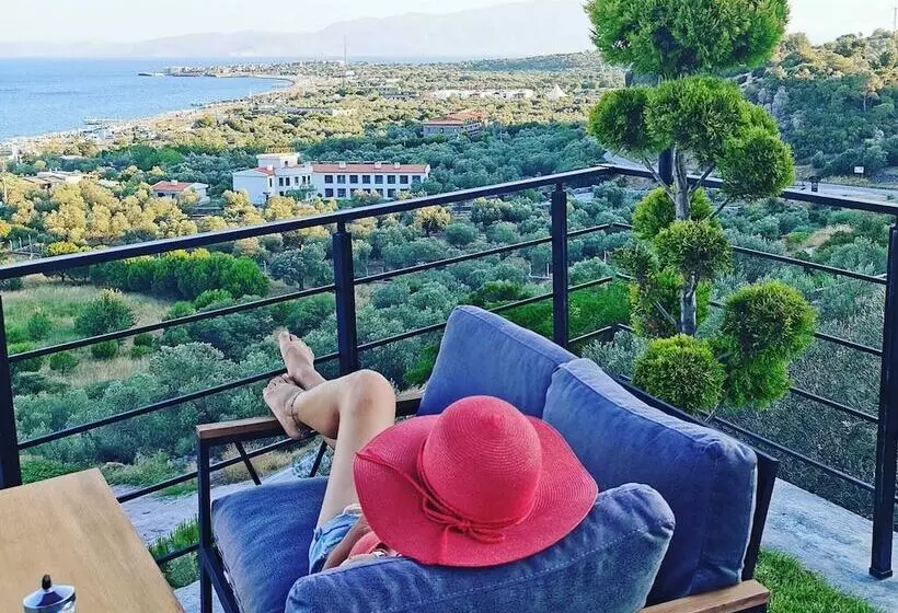 Hotelli Assos Derin Mavi