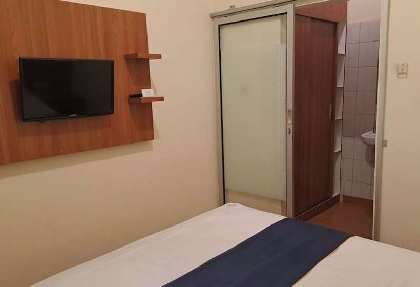 Szálloda Bintang Khanida Syari Ah