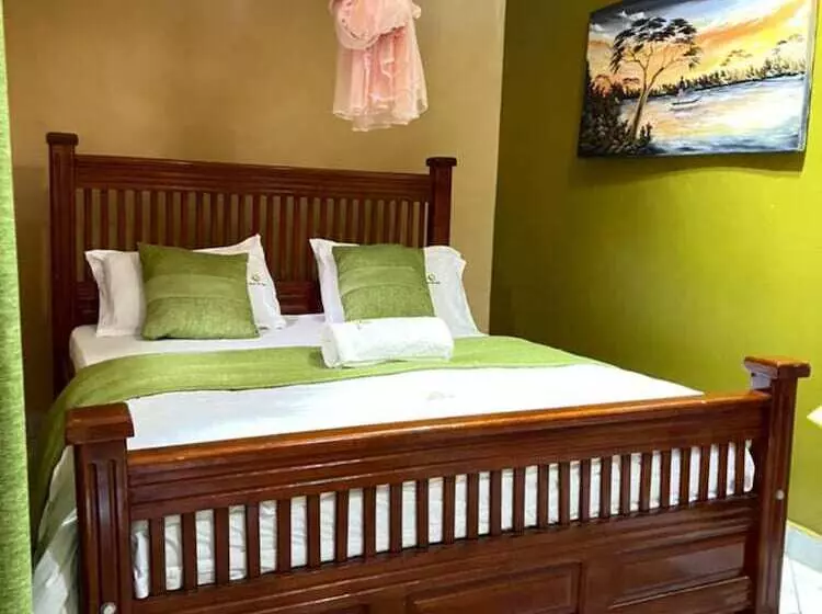 هتل Katro City Suites