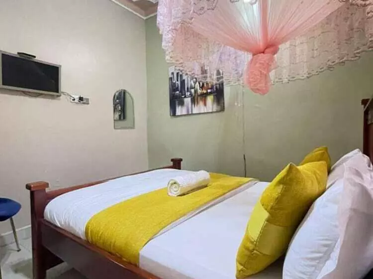 هتل Katro City Suites