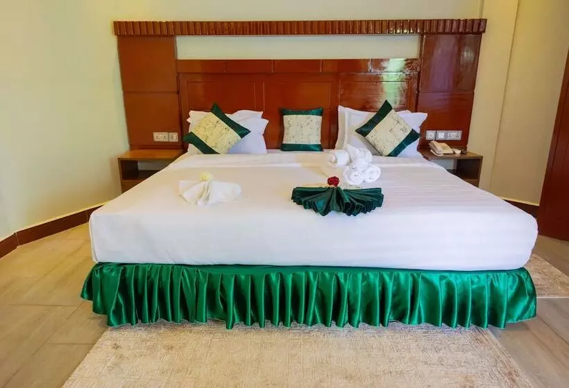 Hotelli Kerama Silent Lodge