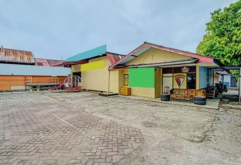 هتل Maqomi Homestay Syariah By Oyo