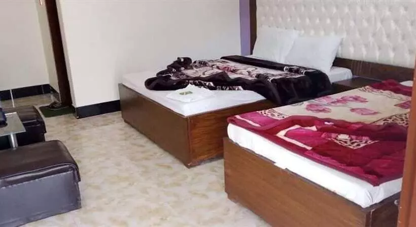 Mezban Hotel & Restaurant