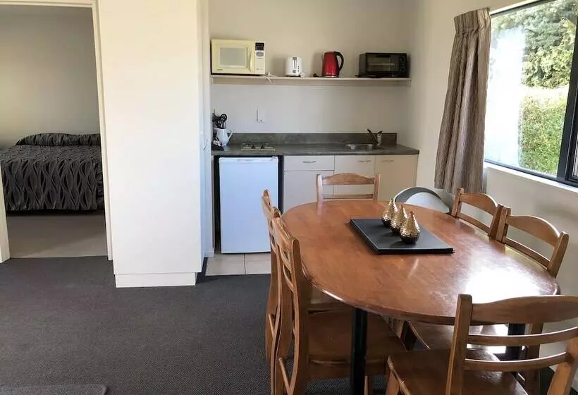 Motelli Riverlands Holiday Park