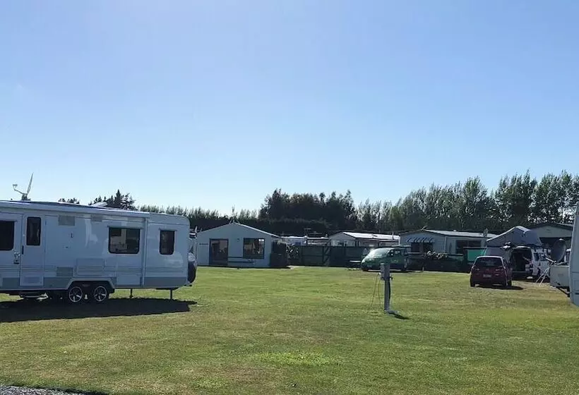 Motelli Riverlands Holiday Park