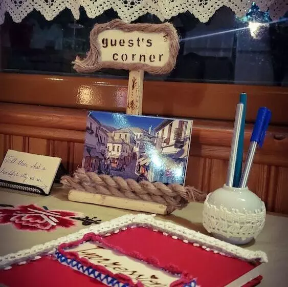 ペンション Clockwise Gjirokaster