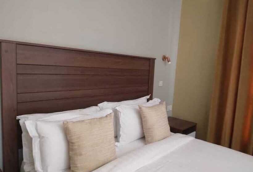 پانسیون Etang Guest House