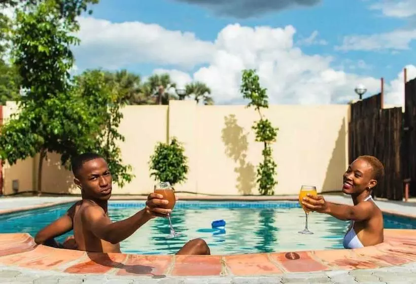 پانسیون Etang Guest House