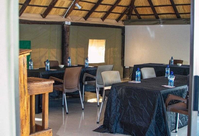 پانسیون Etang Guest House