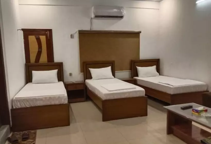 پانسیون Serena