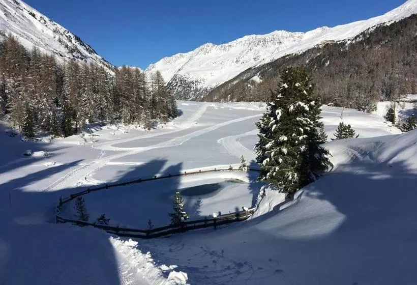 هتل Appartment Alpenhäusl