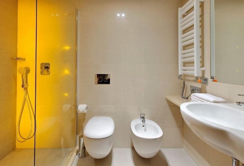 בית מלון כפרי Bristol Art & Medical Spa