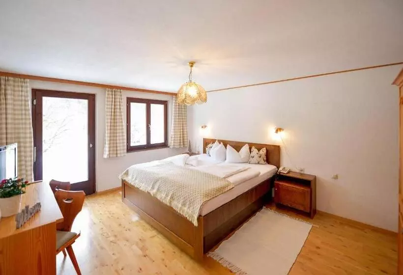ホテル Chalet Sonne Vandans