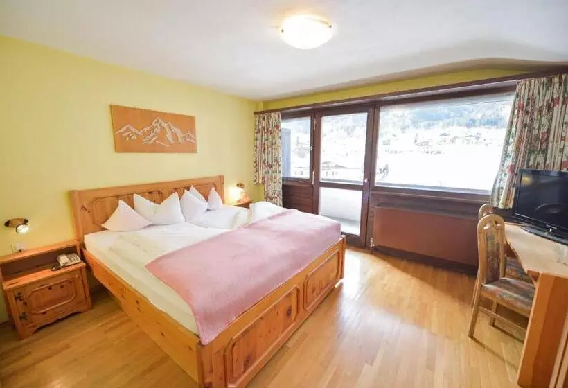 ホテル Chalet Sonne Vandans