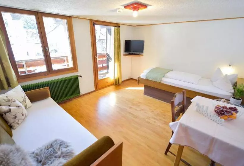 ホテル Chalet Sonne Vandans