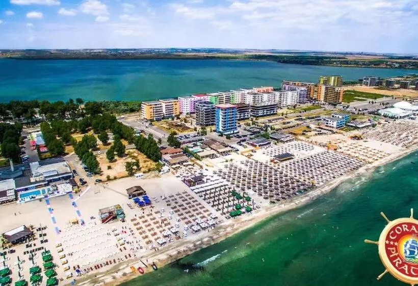 ホテル Club De Vacanta Corabia Piratilor Family Resort Mamaia Nord